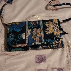 SMALL VERA BRADLEY  CROSSBODY PURSE